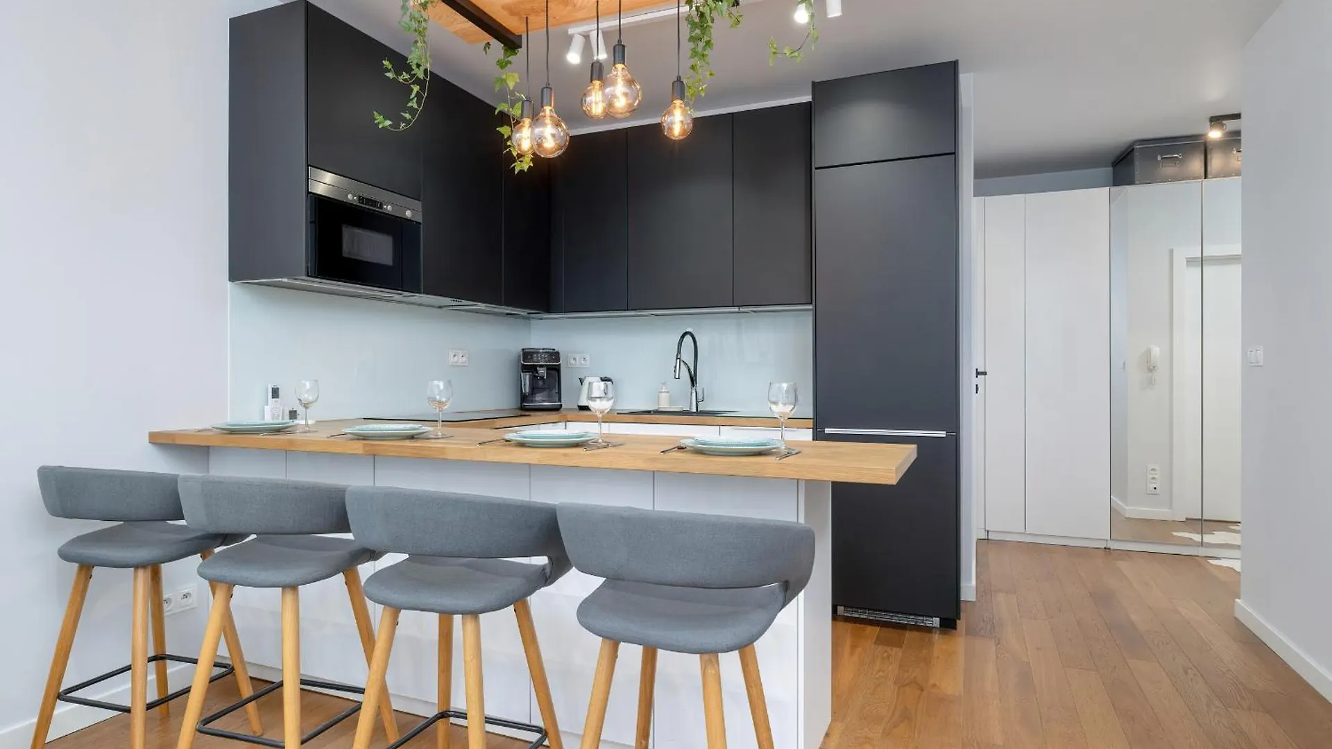 Slusarska Modern Apartment With Balcony & Parking Cracow Zablocie By Renters Prestige Krakow