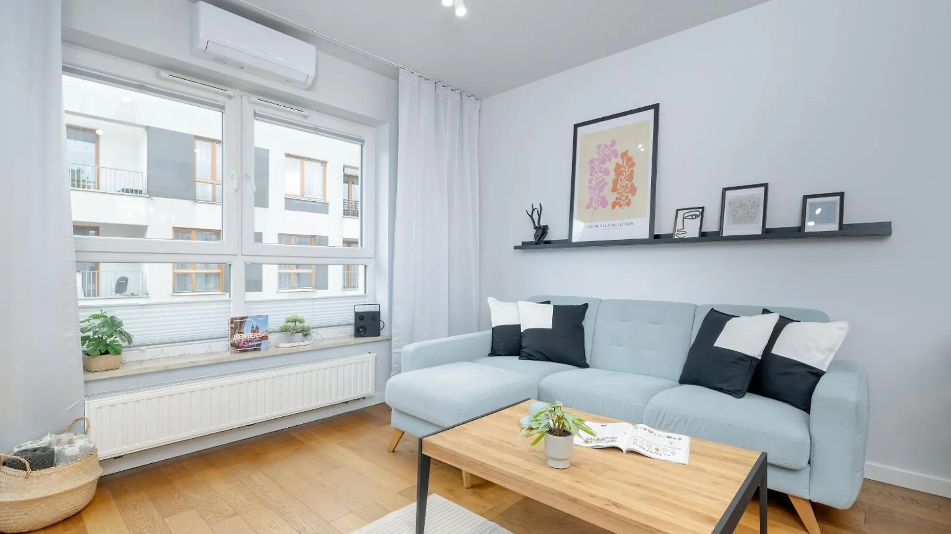 Slusarska Modern Apartment With Balcony & Parking Cracow Zablocie By Renters Prestige Kraków