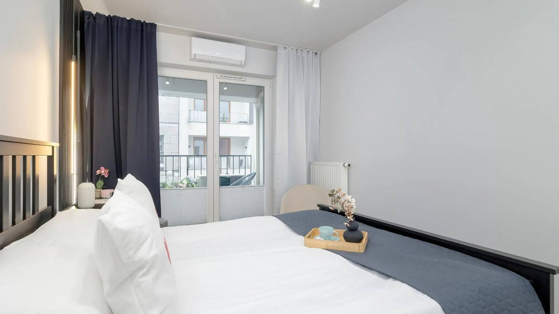 Slusarska Modern Apartment With Balcony & Parking Cracow Zablocie By Renters Prestige Krakow