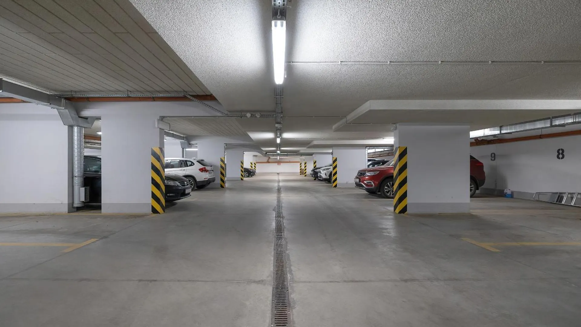 Slusarska Modern Apartment With Balcony & Parking Cracow Zablocie By Renters Prestige Kraków